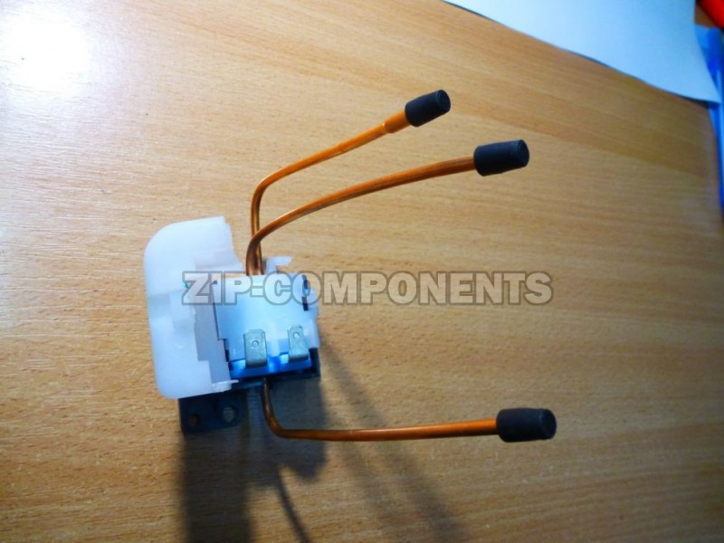 Клапан электромагнитный холодильника Whirlpool 481282128041 C00317869